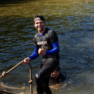 2J-y-su-testimonio-de-la-carrera-de-obstáculos